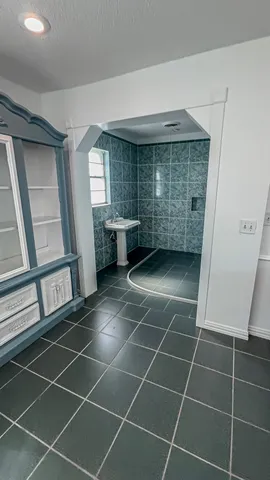 $449,000 | 1690 Highway 70, Plainview, TX 79072