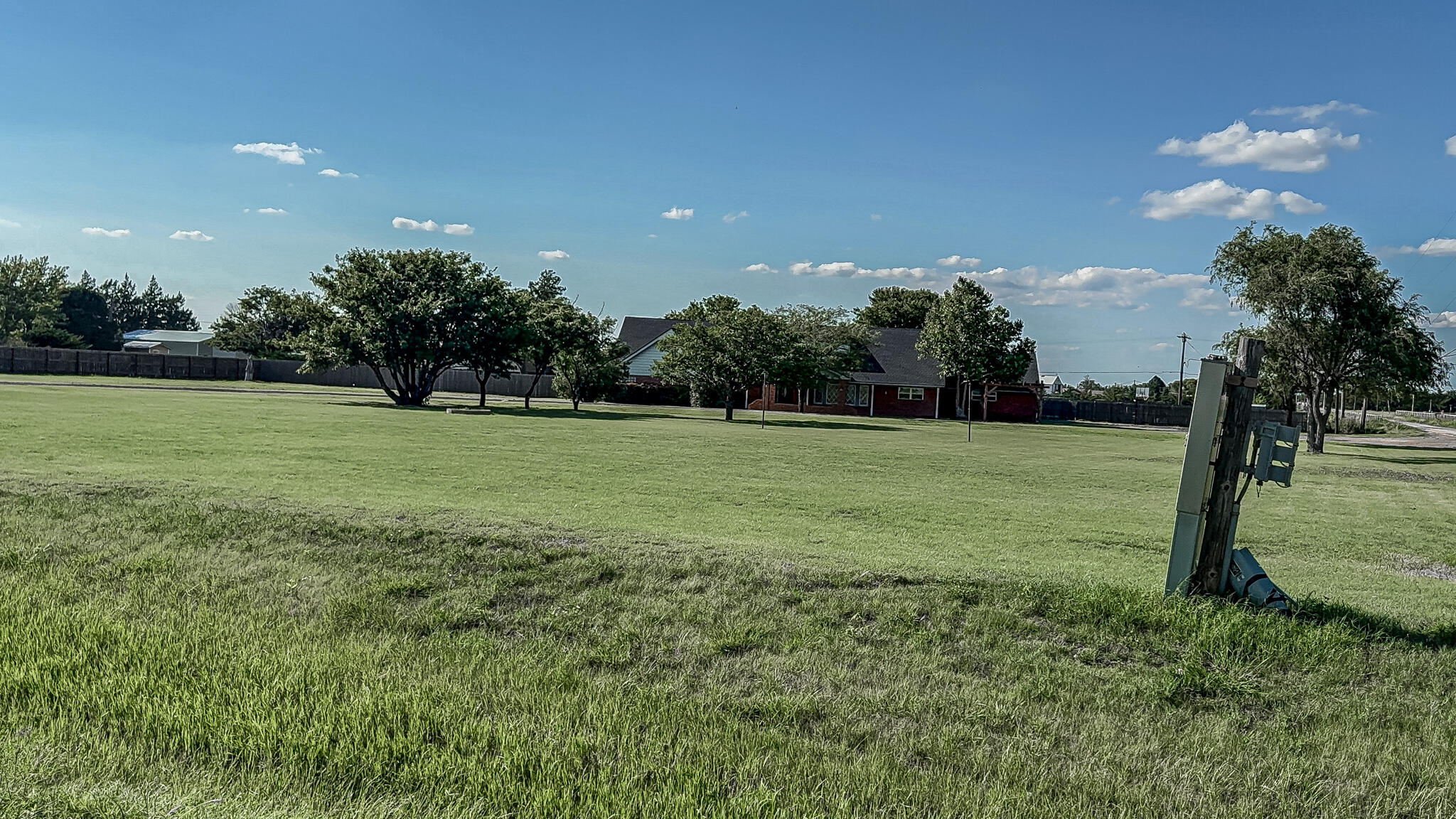 1690 Highway 70 Plainview, TX 79072 - Photo 4 of 77 IMG_9206