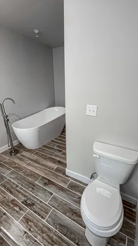 $449,000 | 1690 Highway 70, Plainview, TX 79072