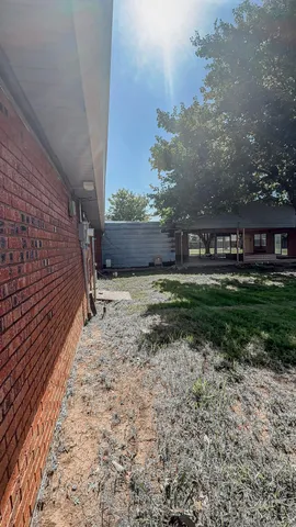 $449,000 | 1690 Highway 70, Plainview, TX 79072