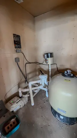 $449,000 | 1690 Highway 70, Plainview, TX 79072