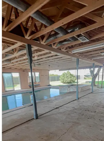 $449,000 | 1690 Highway 70, Plainview, TX 79072