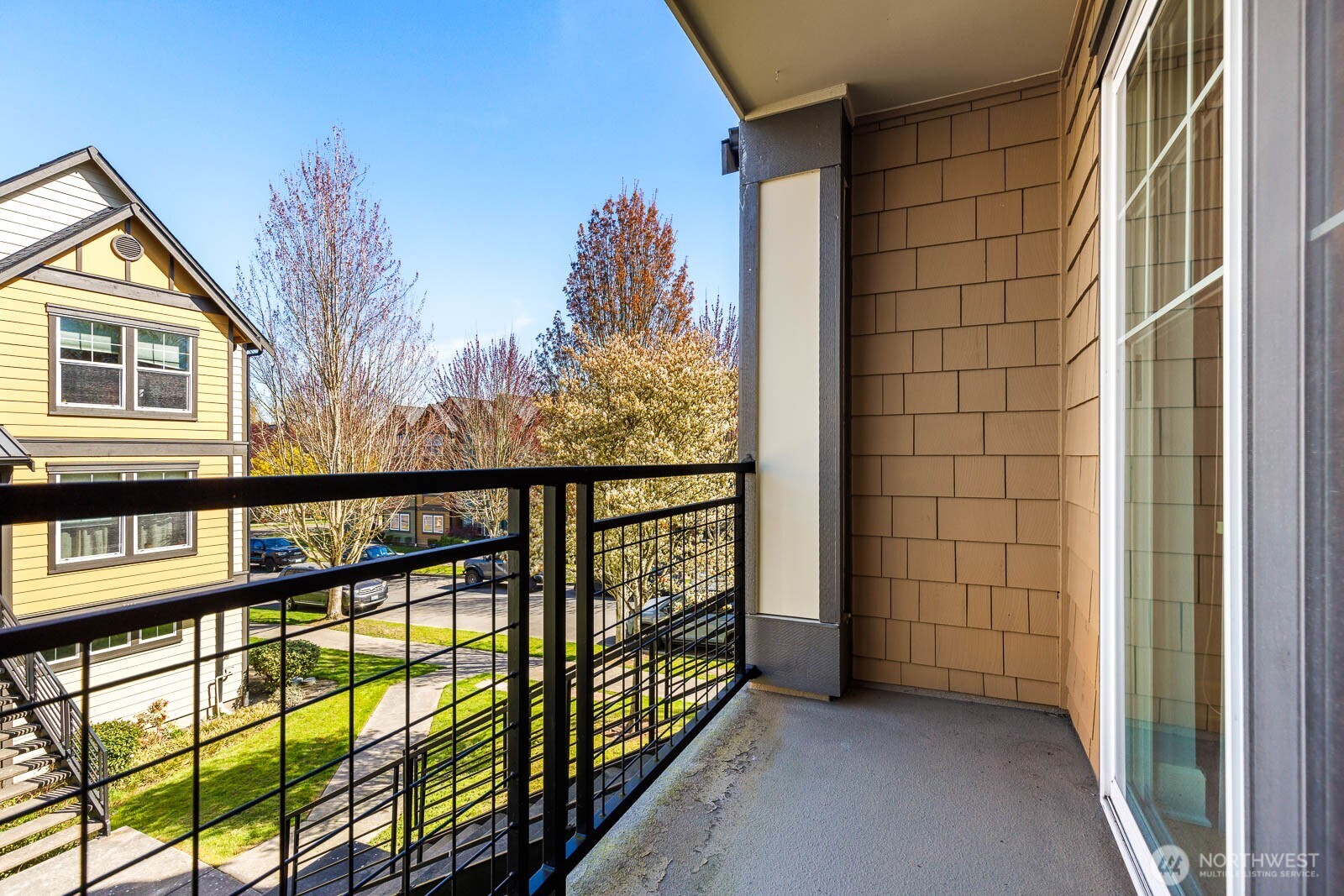 7123 Shinkle Place Southwest Seattle, WA 98106 - Photo 5 of 26