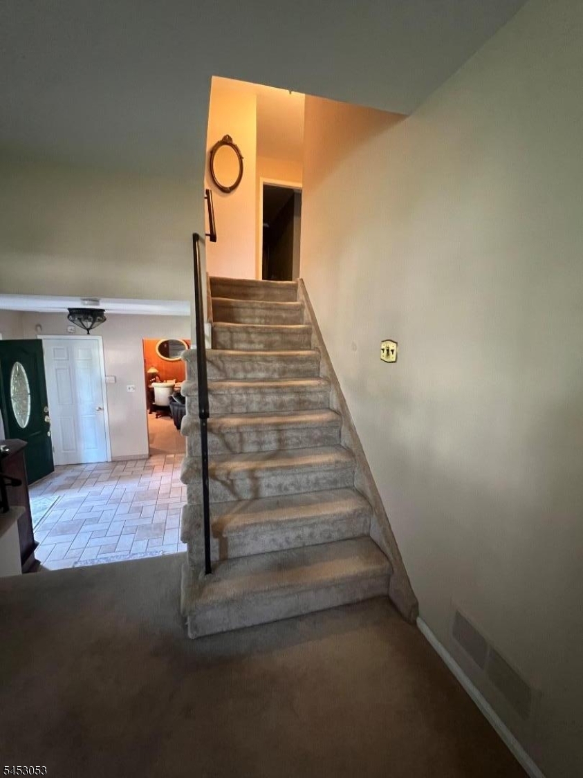 83 Drake Road Somerset, NJ 08873 - Photo 13 of 24 Gallery Image 13