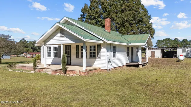 $349,900 | 7477 Highway 58, Castalia, NC 27816