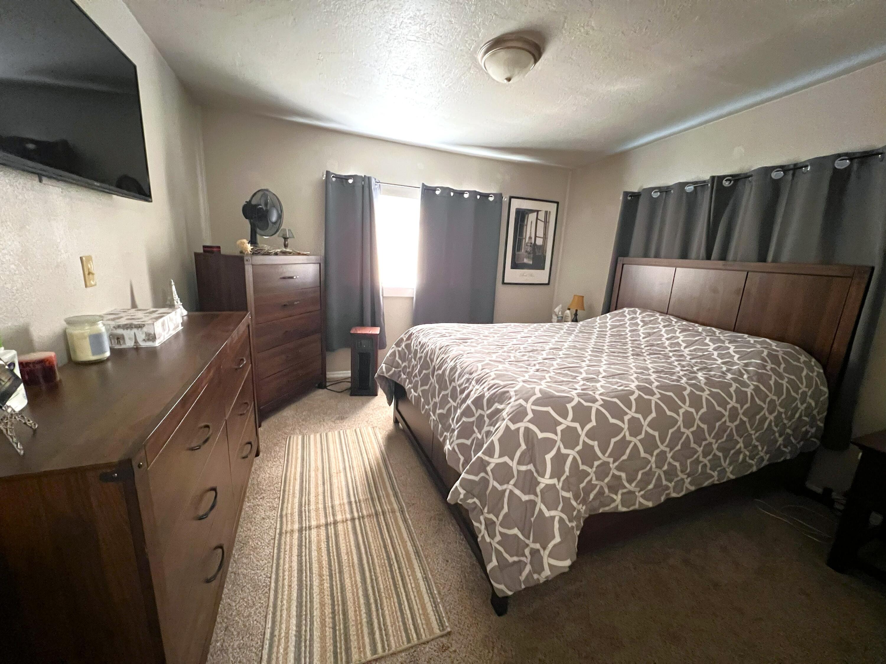 1002 Sunset Avenue Medford, OR 97501 - Photo 12 of 17