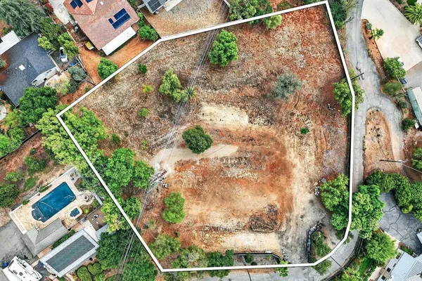 $699,000 | 2147 Sunset Drive, Escondido, CA 92025