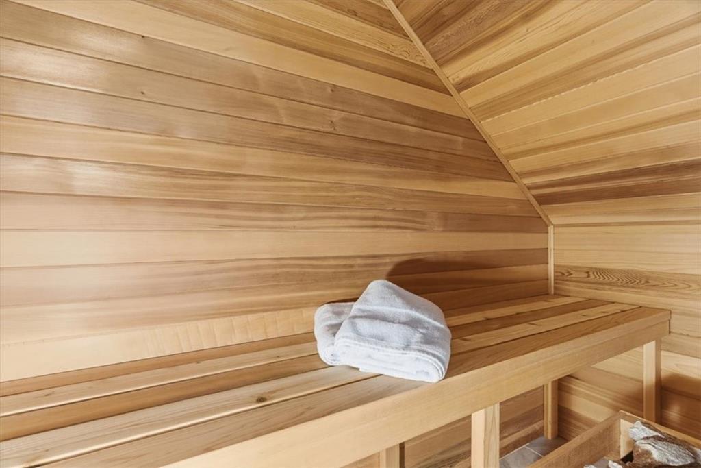 1 Pius Street, Unit B4 Pittsburgh, PA 15203 - Photo 21 of 41 a view of entryway