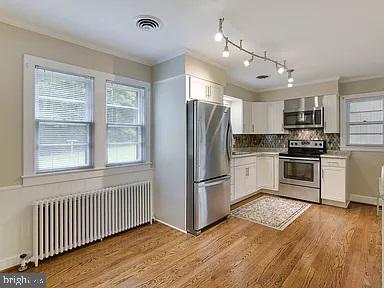 7032 Token Valley Road Manassas, VA 20112 - Photo 5 of 14