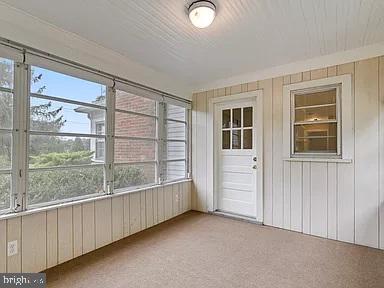 7032 Token Valley Road Manassas, VA 20112 - Photo 8 of 14