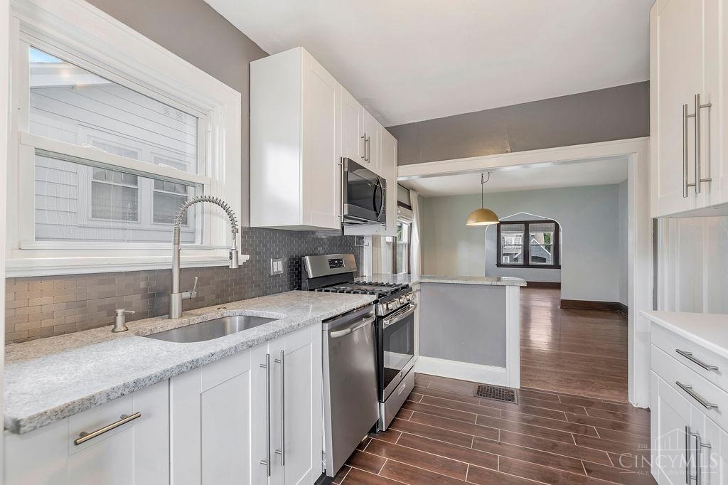 3615 Madison Road Cincinnati, OH 45209 - Photo 14 of 41