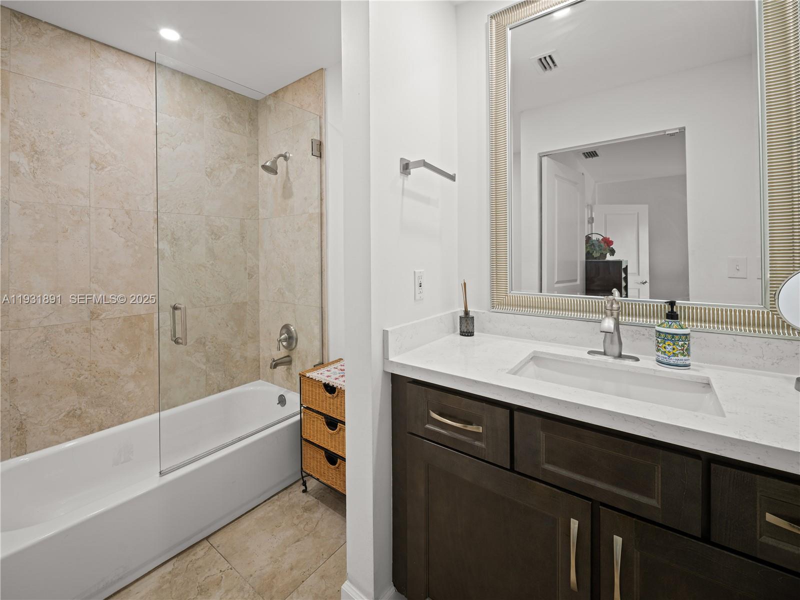 11282 Southwest 9th Court Pembroke Pines, FL 33025 - Photo 20 of 28