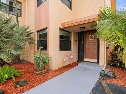 $459,000 | 11282 Southwest 9th Court, Pembroke Pines, FL 33025