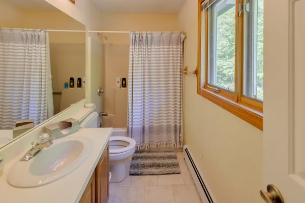 $649,900 | 37 Pinehill Lane, Unit 2, Lincoln, NH 03251