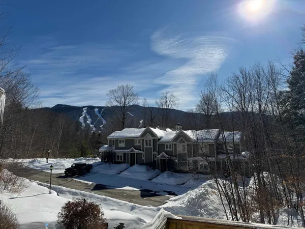 $649,900 | 37 Pinehill Lane, Unit 2, Lincoln, NH 03251