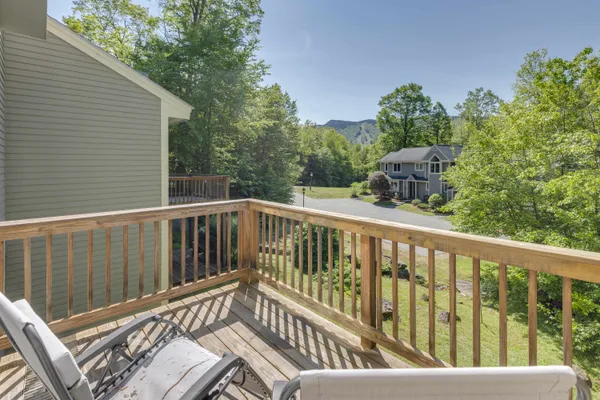 $649,900 | 37 Pinehill Lane, Unit 2, Lincoln, NH 03251