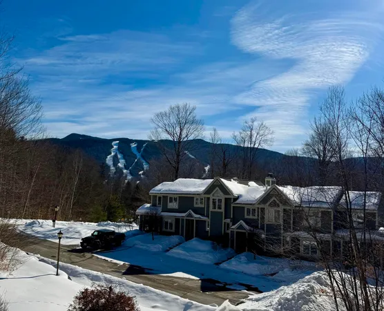 $649,900 | 37 Pinehill Lane, Unit 2, Lincoln, NH 03251