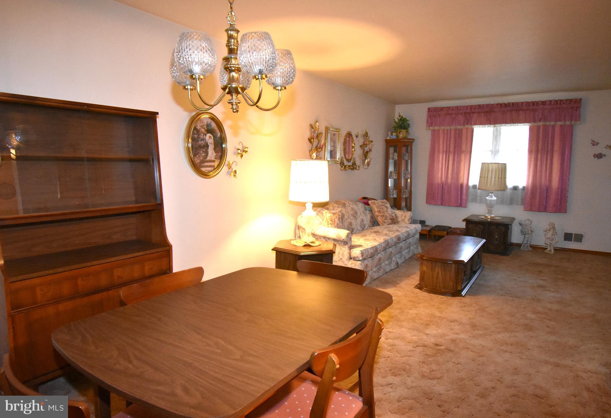 1326 Spring Avenue Rosedale, MD 21237 - Photo 14 of 37 DR/LR combo