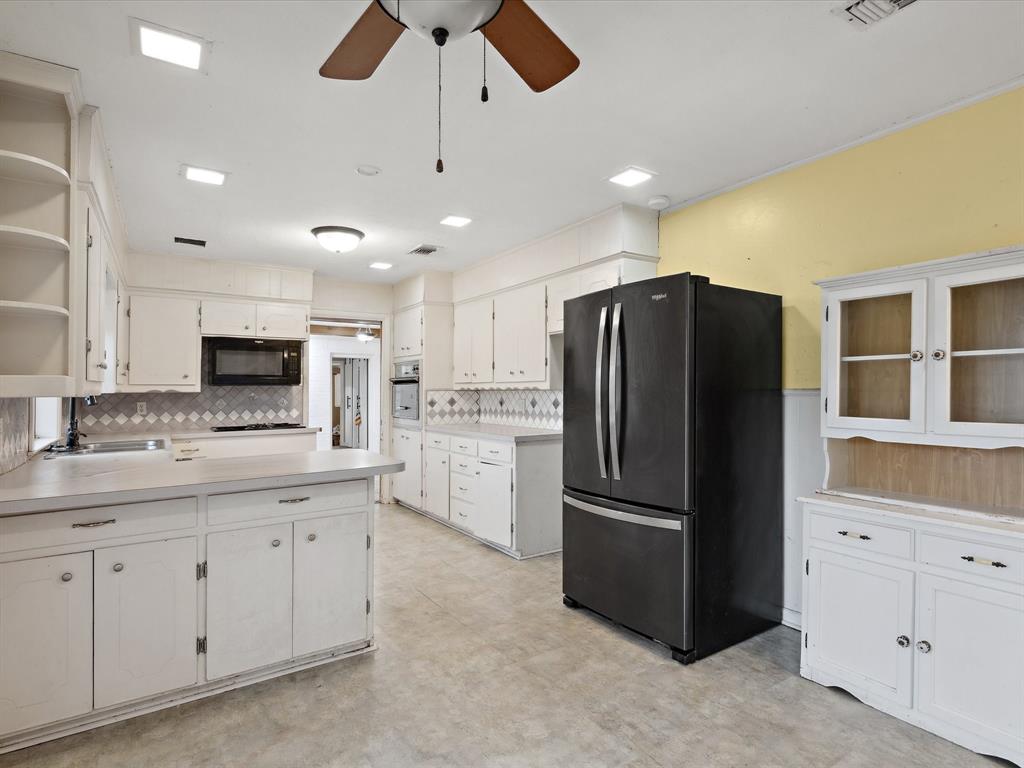 1302 Forreston Road Waxahachie, TX 75165 - Photo 15 of 28