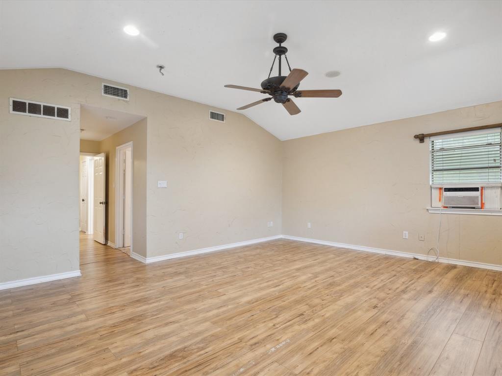 1302 Forreston Road Waxahachie, TX 75165 - Photo 16 of 28