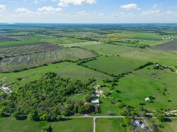 $900,000 | 1302 Forreston Road, Waxahachie, TX 75165