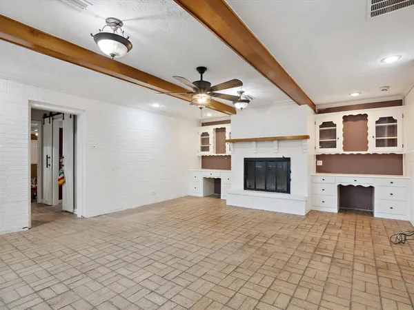 $900,000 | 1302 Forreston Road, Waxahachie, TX 75165