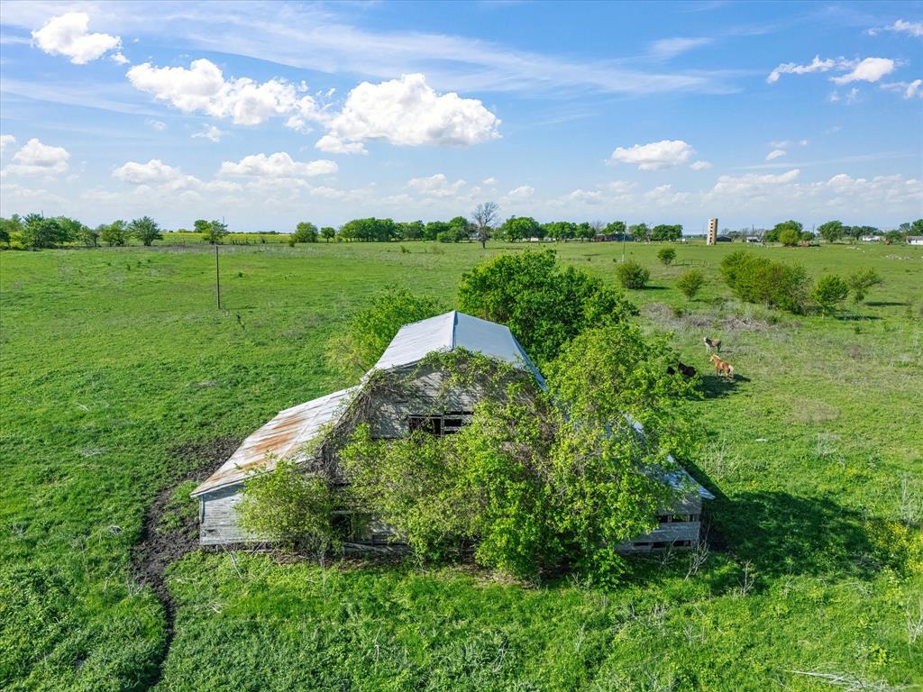 1302 Forreston Road Waxahachie, TX 75165 - Photo 10 of 28