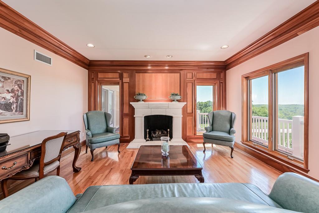 17029 Chieftain Road Tonganoxie, KS 66086 - Photo 15 of 72