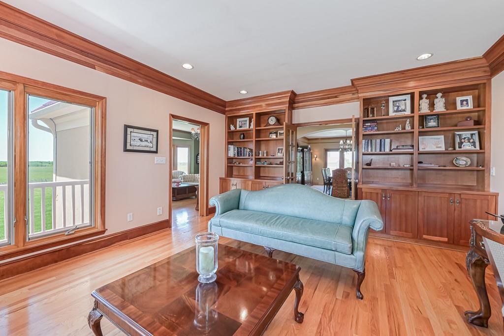 17029 Chieftain Road Tonganoxie, KS 66086 - Photo 16 of 72