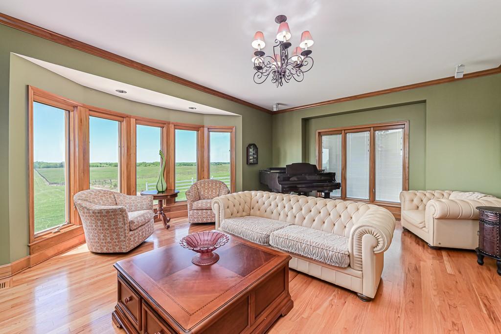 17029 Chieftain Road Tonganoxie, KS 66086 - Photo 18 of 72