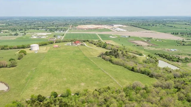 $2,375,000 | 17029 Chieftain Road, Tonganoxie, KS 66086