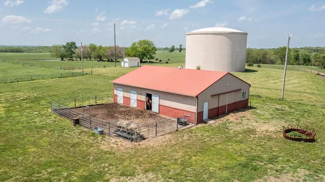 $2,375,000 | 17029 Chieftain Road, Tonganoxie, KS 66086