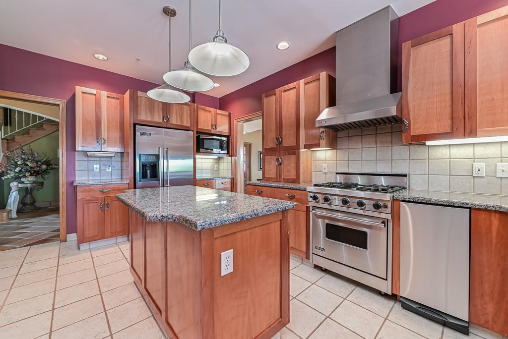 17029 Chieftain Road Tonganoxie, KS 66086 - Photo 10 of 72