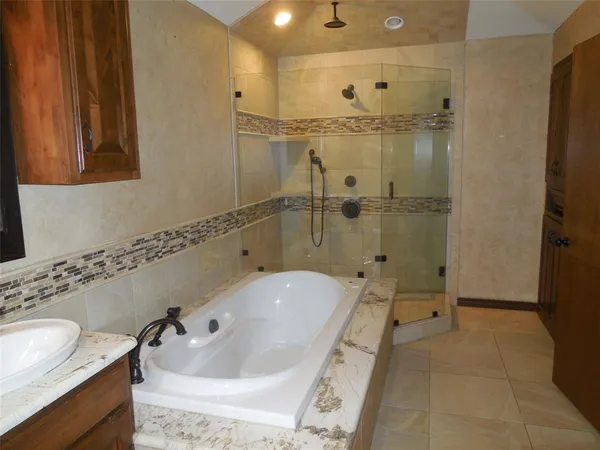 $329,900 | 105 Mustang Drive, Graham, TX 76450