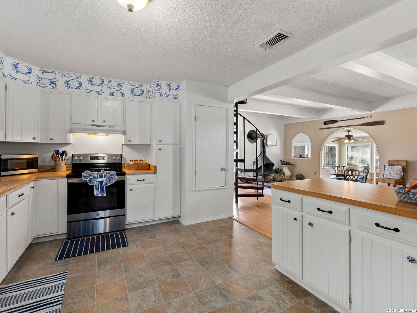 528 Rimrock Pass Canyon Lake, TX 78133 - Photo 14 of 48