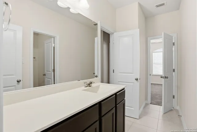 $2,750 | 204 Tiltwood Court, Boerne, TX 78006