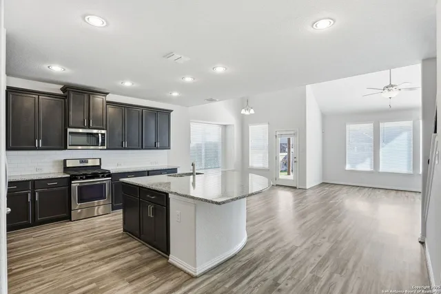 $2,750 | 204 Tiltwood Court, Boerne, TX 78006