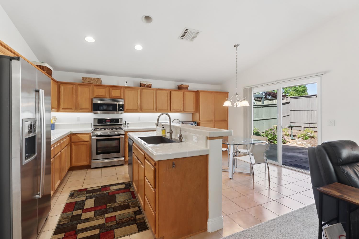 4479 Ruby Landing Way Rancho Cordova, CA 95742 - Photo 19 of 53