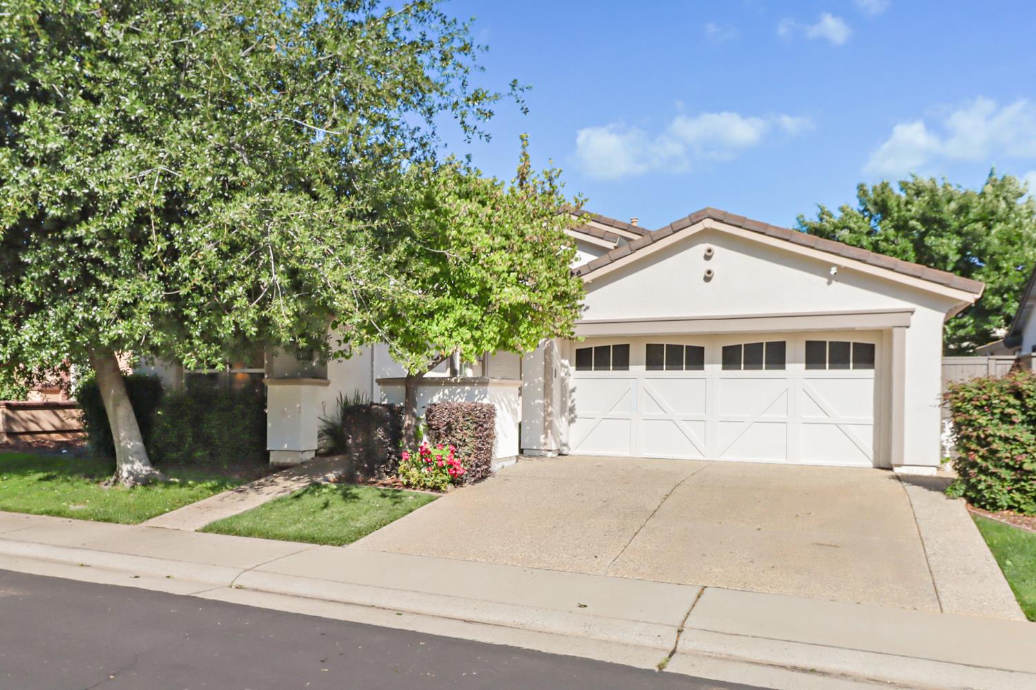 4479 Ruby Landing Way Rancho Cordova, CA 95742 - Photo 2 of 53