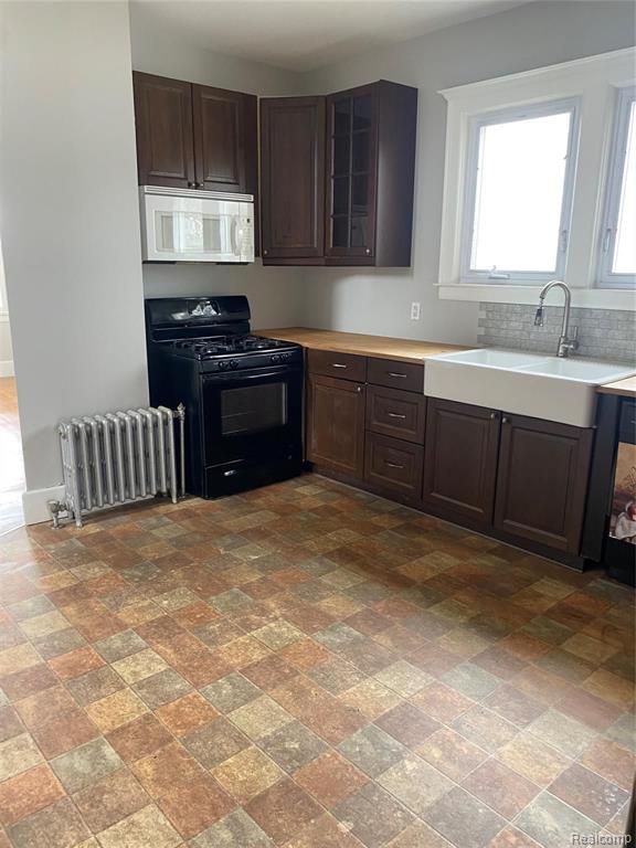7315 Weingartz Street Center Line, MI 48015 - Photo 9 of 23
