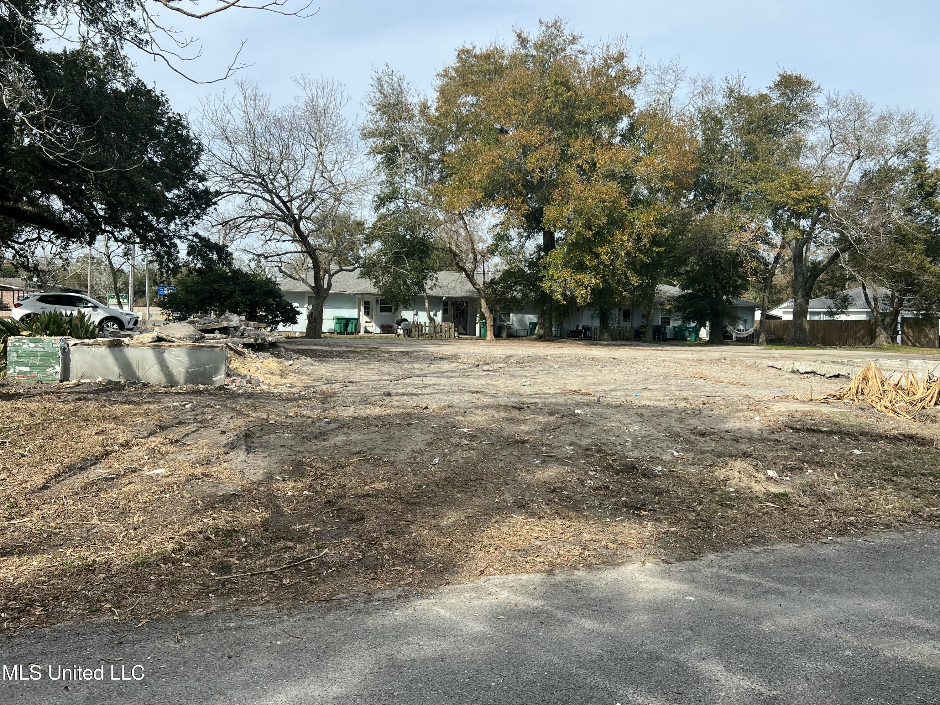 162 Tegarden Road Gulfport, MS 39507 - Photo 5 of 6 IMG_6031