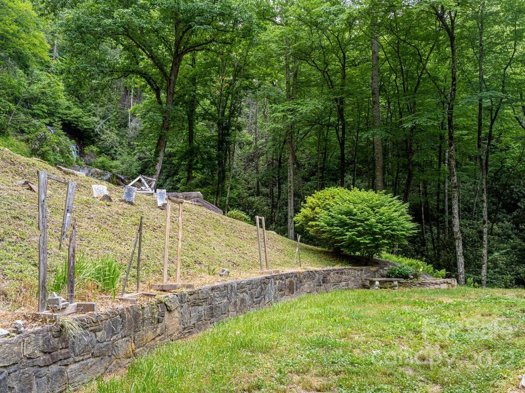 225 North Bearwallow Road Fletcher, NC 28732 - Photo 35 of 37 Gallery Image 35