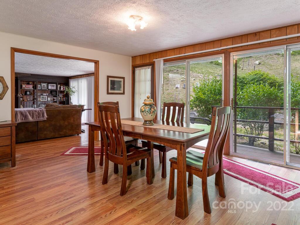 225 North Bearwallow Road Fletcher, NC 28732 - Photo 4 of 37 Gallery Image 4