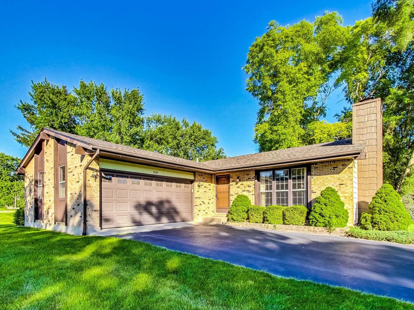4618 William Street Johnsburg, IL 60051 - Photo 2 of 40 a view of front door with yard