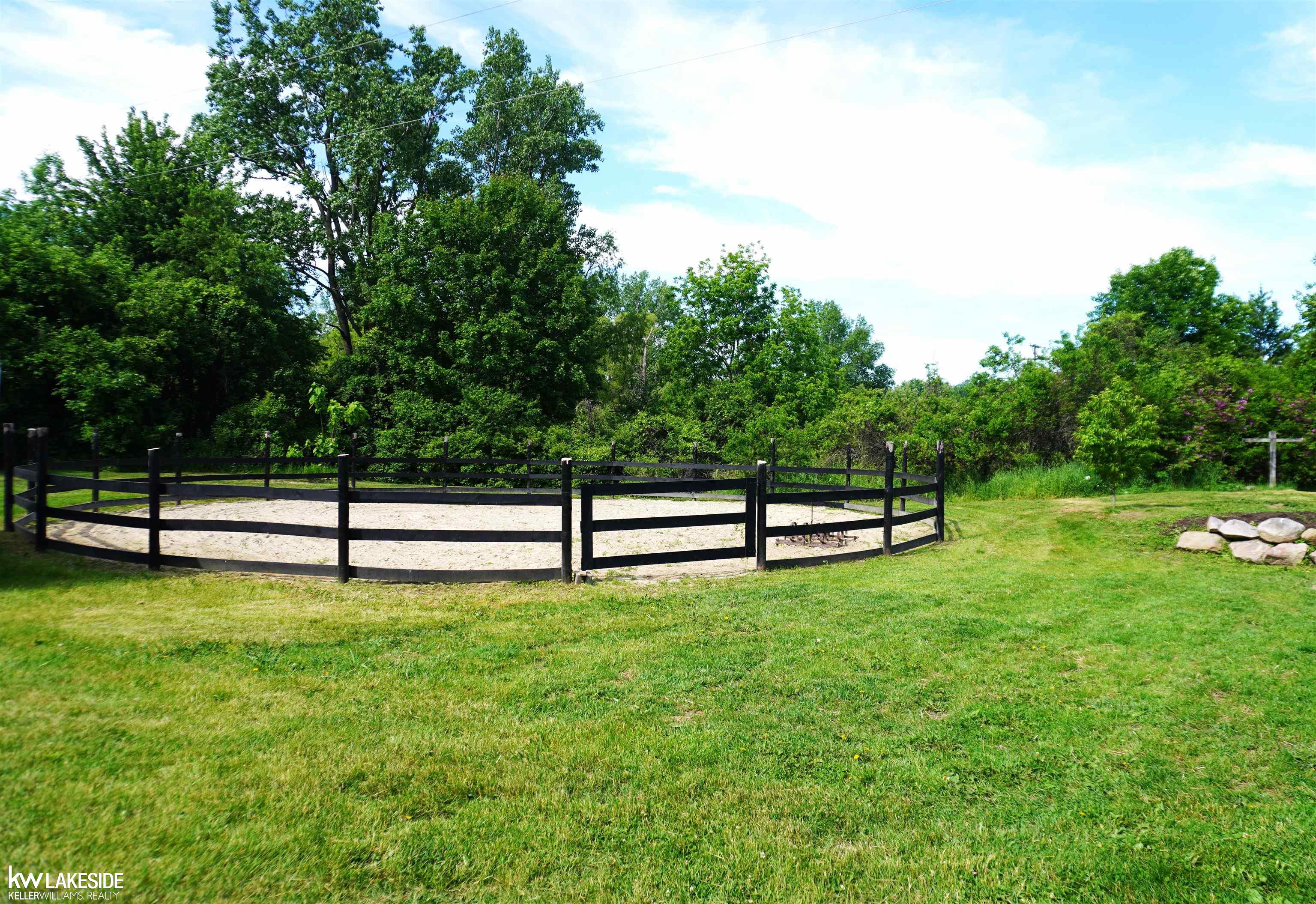 9956 Sharp Road Clifford, MI 48727 - Photo 4 of 8