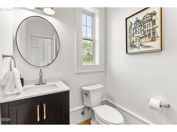 $1,200,000 | 4930 Southwest Coast Avenue, Lincoln City, OR 97367