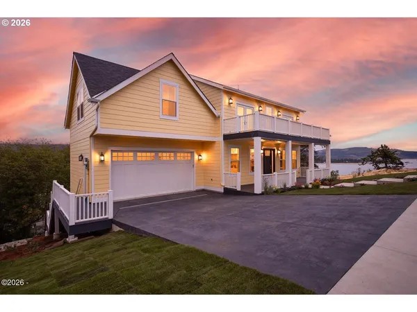 $1,200,000 | 4930 Southwest Coast Avenue, Lincoln City, OR 97367
