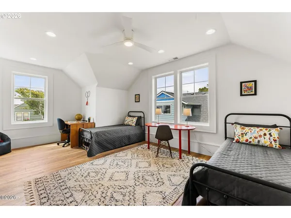 $1,200,000 | 4930 Southwest Coast Avenue, Lincoln City, OR 97367