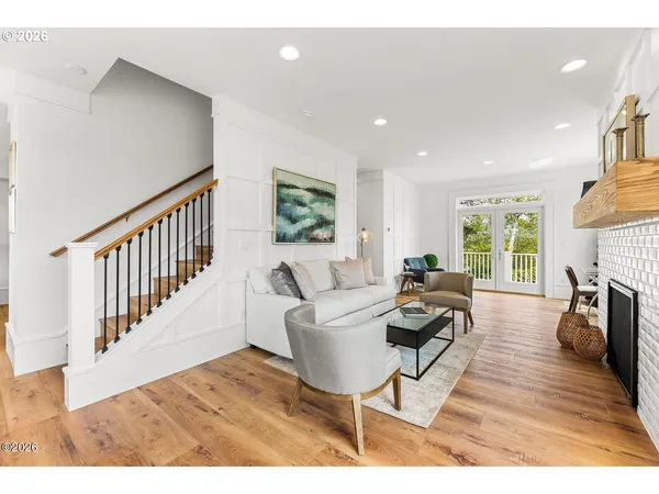 $1,200,000 | 4930 Southwest Coast Avenue, Lincoln City, OR 97367