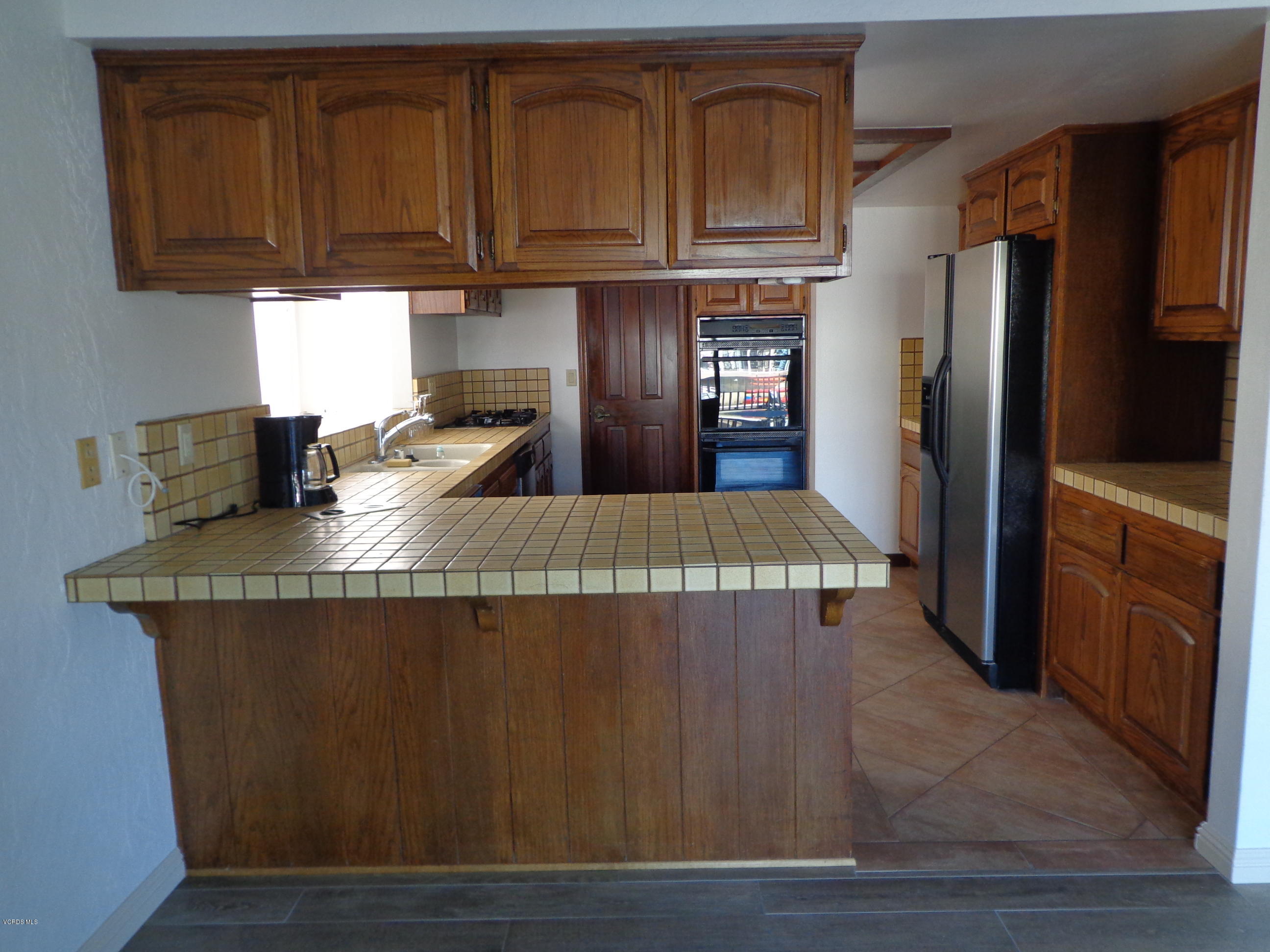 2341 Peninsula Road Oxnard, CA 93035 - Photo 12 of 45 Ravoli and peninsula photos 055